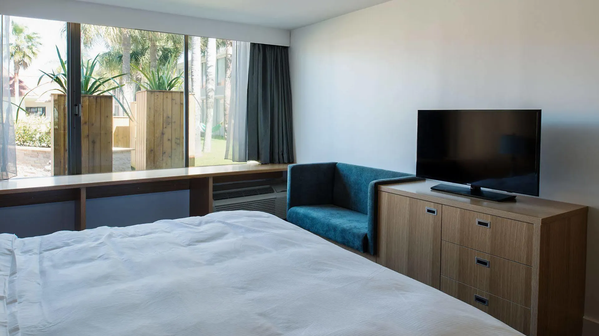 ***  The West Wing Boutique Hotel Tampa United States